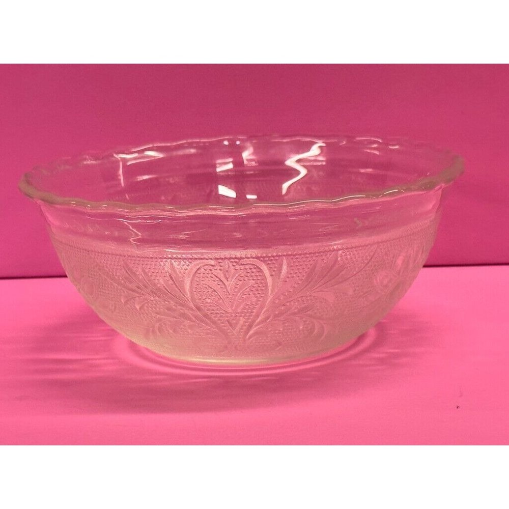 Anchor Hocking Sandwich scalloped bowl 6.5" VINTAGE